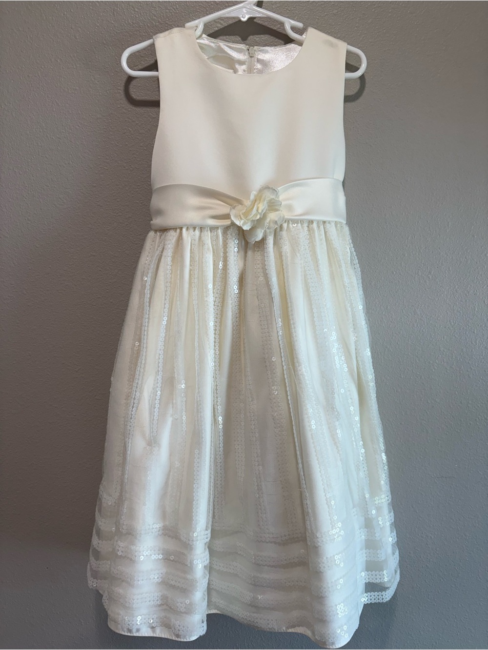 Girls Cinderella Ivory Satin Sequin Formal Dress size 5